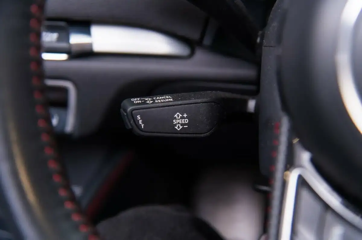 2019-audi-s3-20-tfsi-cabriolet-2d-big-11