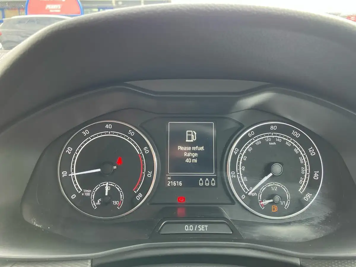 2023-skoda-kamiq-10-tsi-se-109ps-big-13