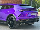2022-lamborghini-urus-40-no-trim-small-18