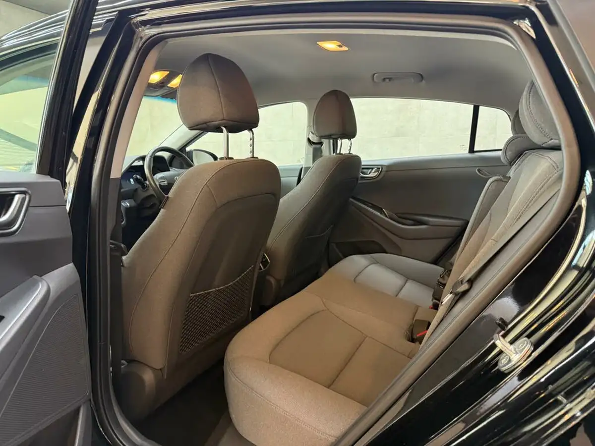 2022-hyundai-ioniq-e-premium-electric-big-20