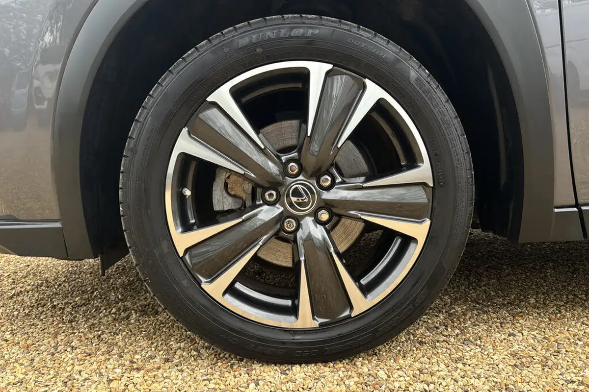 2020-lexus-ux-250h-20-ux-premium-pack-with-navigation-big-29