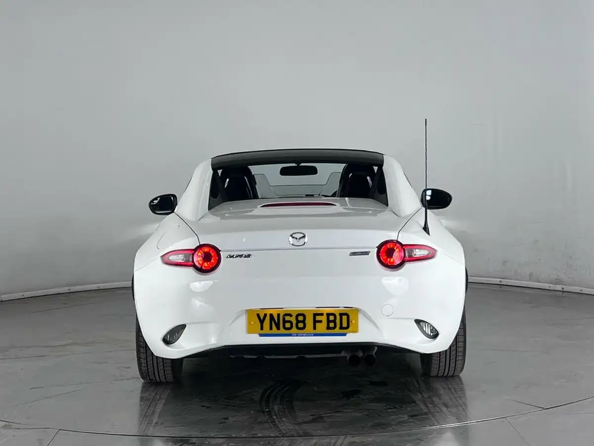 2018-mazda-mx-5-15-se-l-rf-big-4