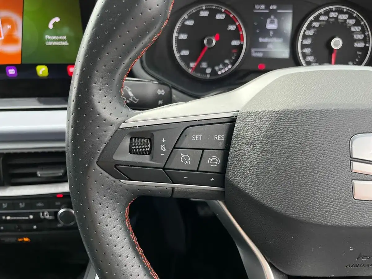 2022-seat-arona-10-tsi-fr-big-25