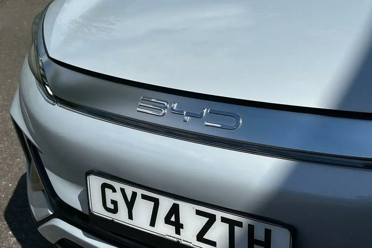 2024-byd-atto-3-e-design-big-34