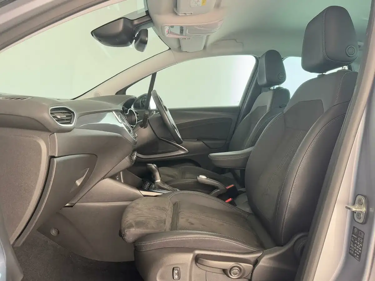 2022-vauxhall-crossland-15-ultimate-120ps-auto-big-41