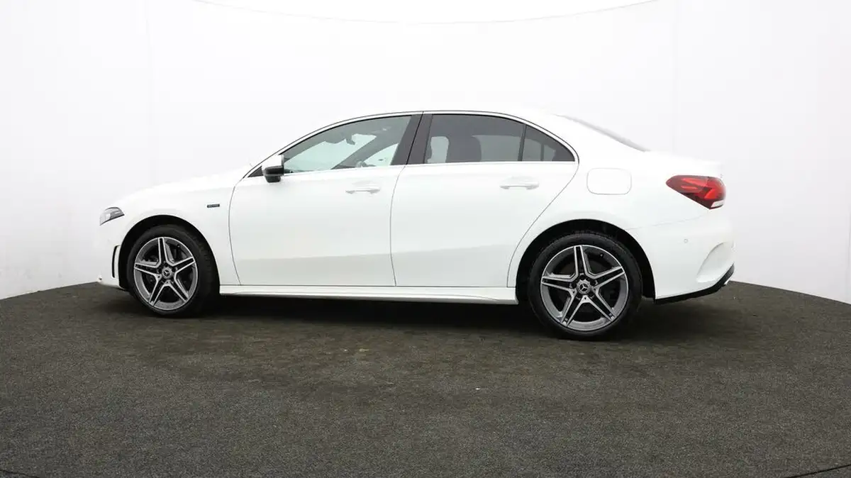 2021-mercedes-benz-a-class-13-a250e-amg-line-premium-saloon-4d-big-62
