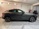 2017-maserati-levante-30td-4x4-no-trim-small-9