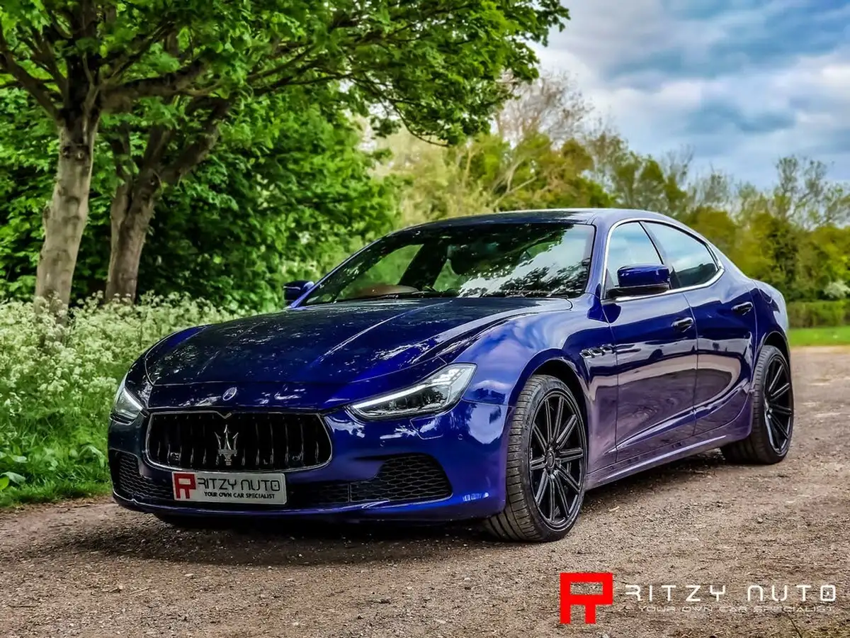 2016-maserati-ghibli-30-s-big-31