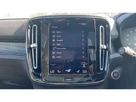 2022-volvo-xc40-15-t3-r-design-auto-small-31