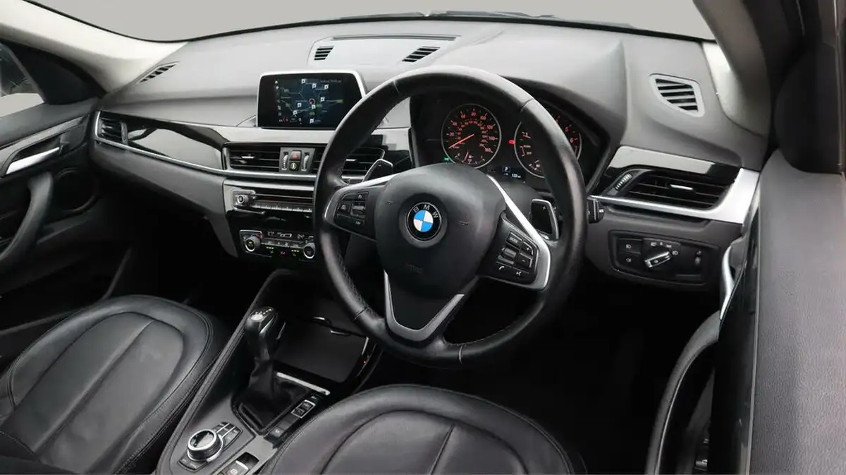 2018-bmw-x1-20-xdrive20i-xline-big-9