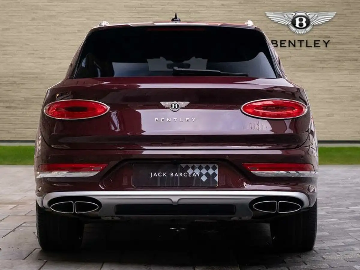 2023-bentley-bentayga-40-v8-extended-wheelbase-azure-big-8