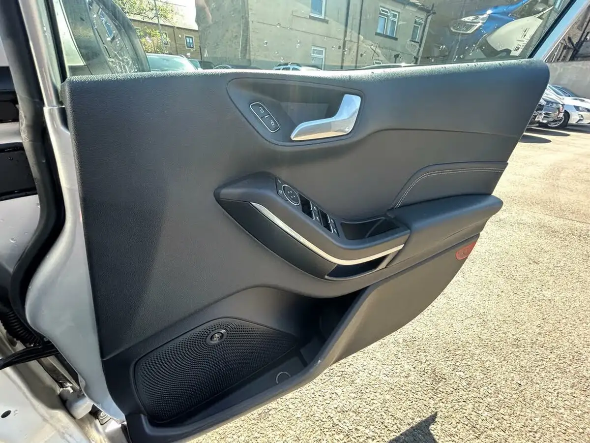 2021-ford-fiesta-10t-active-x-edition-125ps-hybrid-mhev-big-12