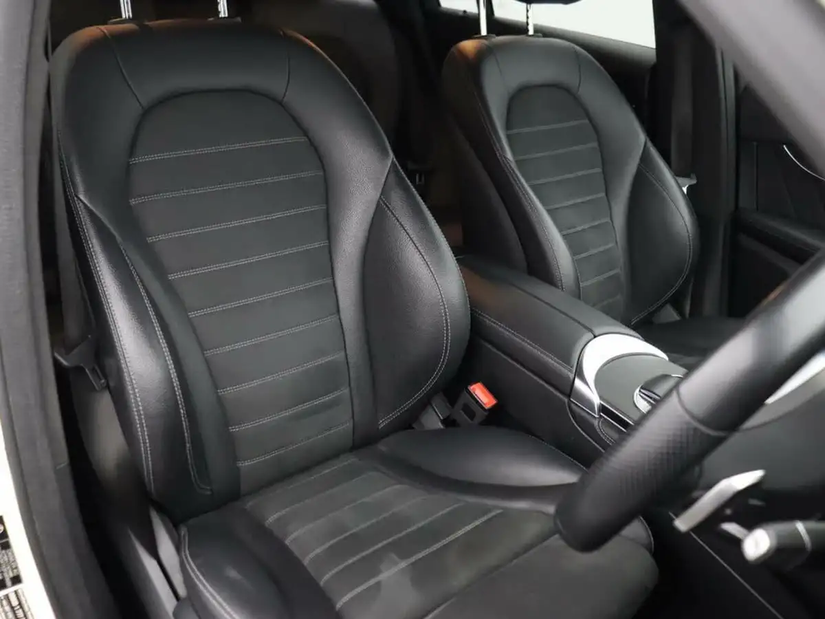2019-mercedes-benz-glc-class-20d-glc220d-amg-line-station-wagon-5d-4matic-plus-big-6