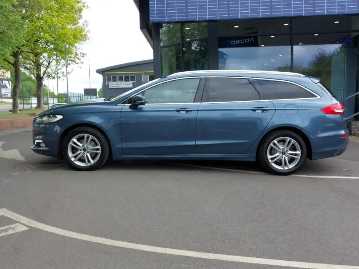 2019-ford-mondeo-20tdci-zetec-edition-ss-estate-big-3