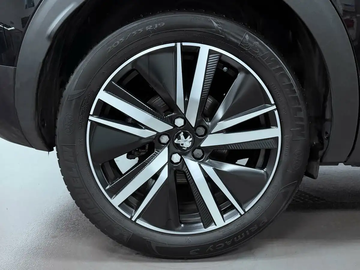 2021-peugeot-3008-suv-12-puretech-gt-premium-big-51
