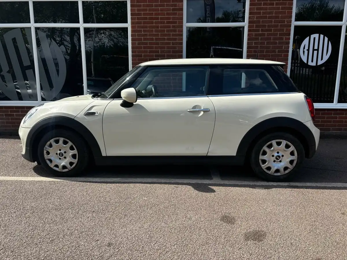 2019-mini-cooper-15-one-classic-101bhp-3d-big-2