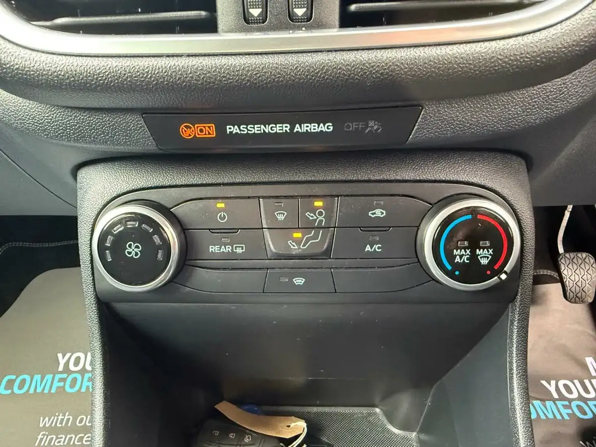 2020-ford-fiesta-10t-titanium-125ps-big-41