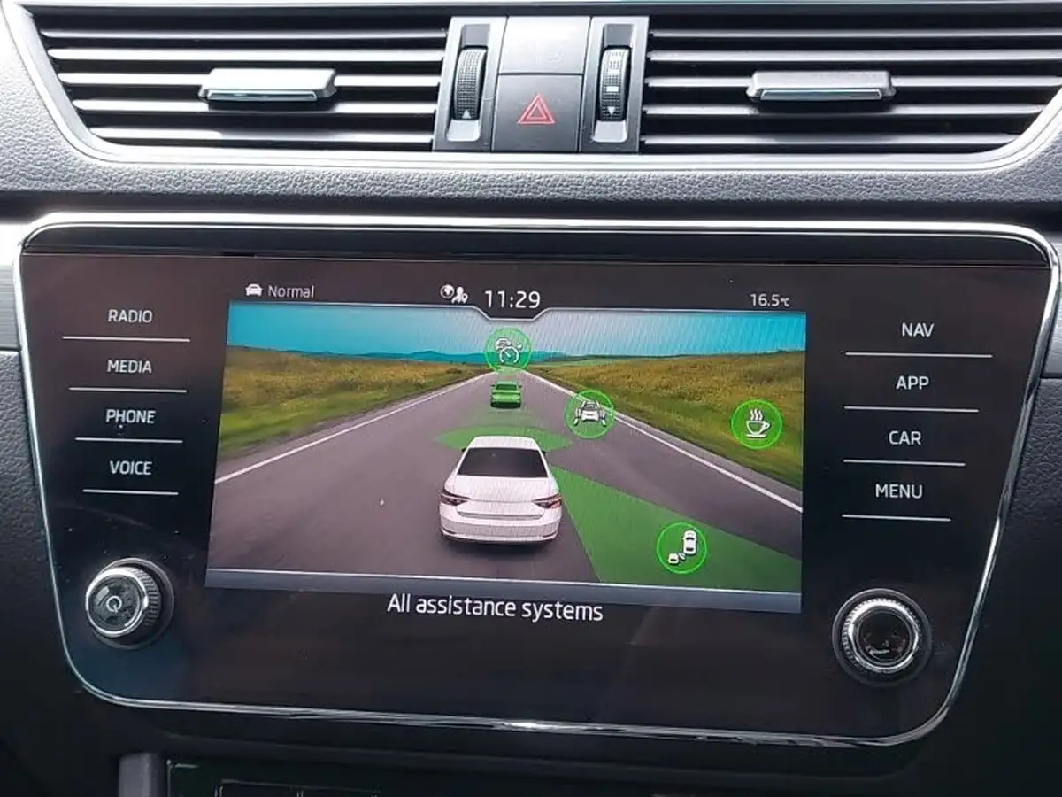 2020-skoda-superb-15-tsi-se-l-hatchback-dsg-big-13