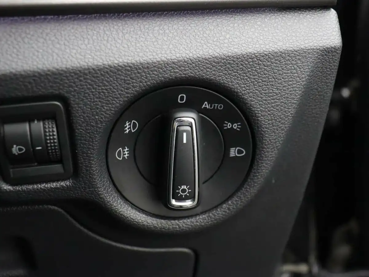 2022-skoda-scala-10-tsi-se-l-109ps-big-34