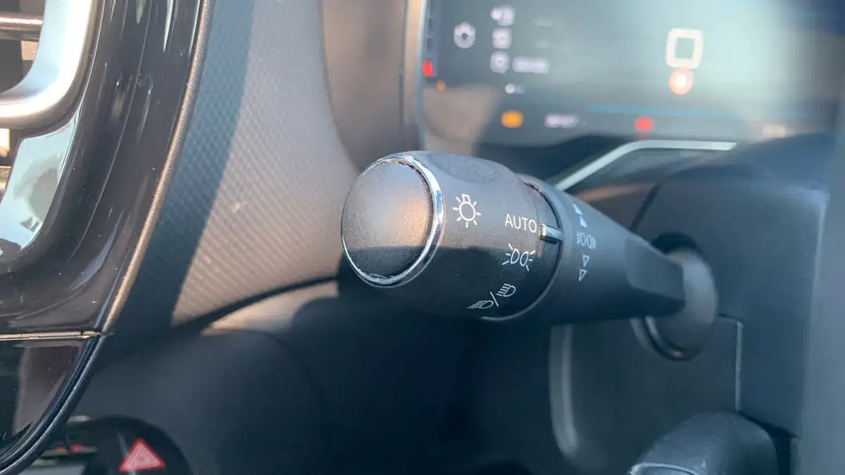 2023-citroen-c5-aircross-12-puretech-c-series-edition-130ps-ss-big-26