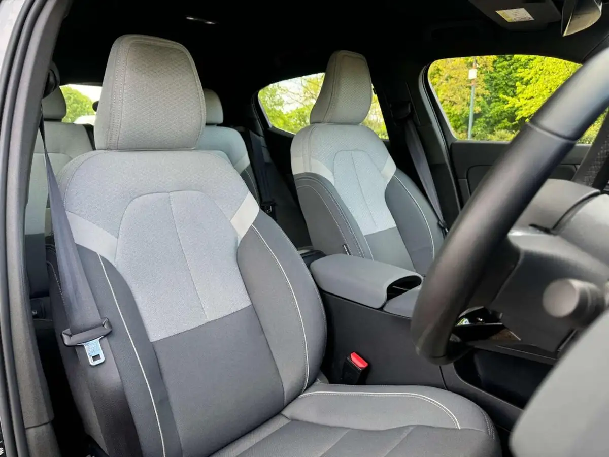 2021-polestar-polestar-2-e-ps2-165kw-standard-single-big-2