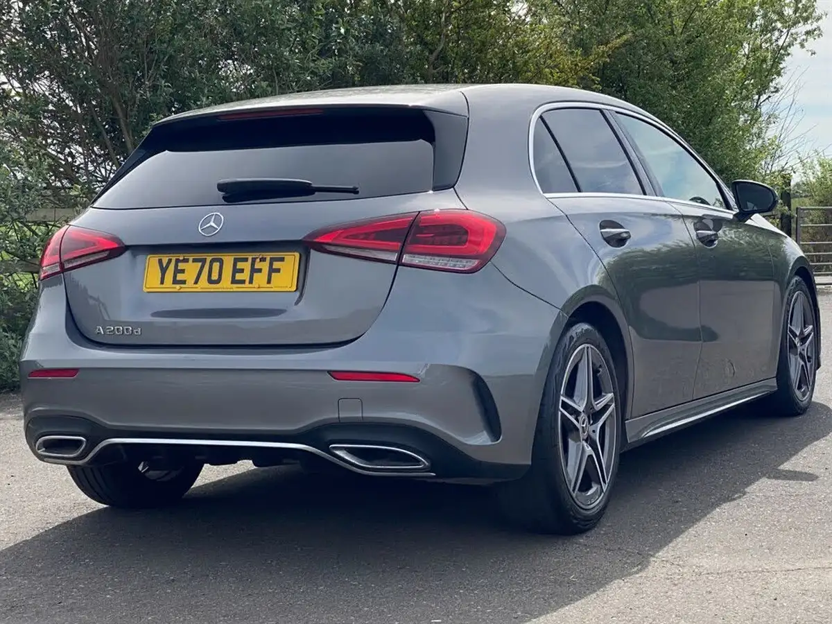 2020-mercedes-benz-a-class-20d-a200d-amg-line-hatchback-5d-big-15