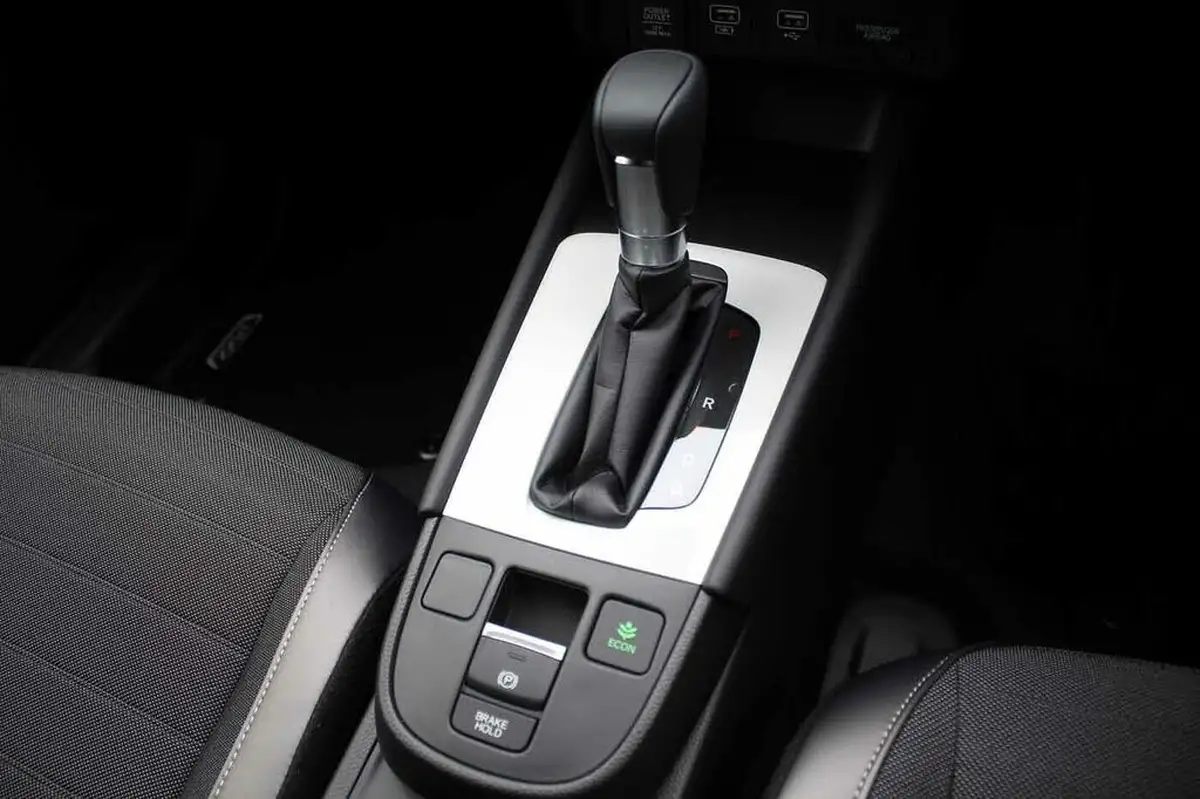 2025-honda-jazz-15-i-mmd-crosstar-advance-big-28