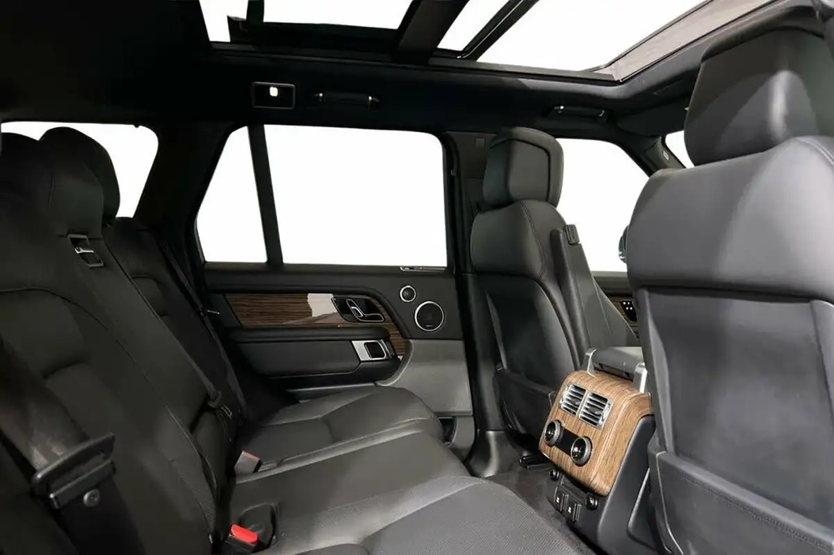 2019-land-rover-range-rover-20-p400e-vogue-big-7
