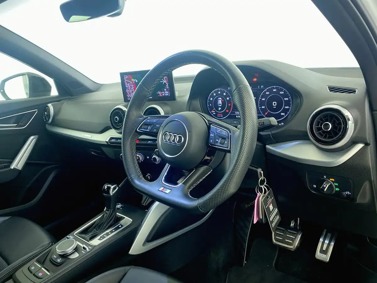 2022-audi-q2-15-35-tfsi-black-edition-s-tronic-big-30