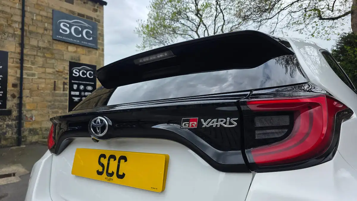 2021-toyota-yaris-16-gr-circuit-pack-big-37