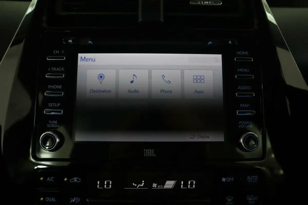 2019-toyota-prius-18-vvt-i-excel-cvt-big-40