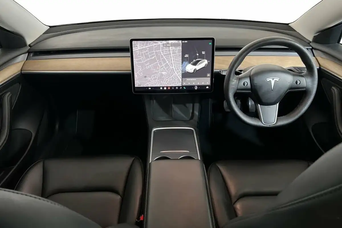 2021-tesla-model-3-e-long-range-awd-big-9