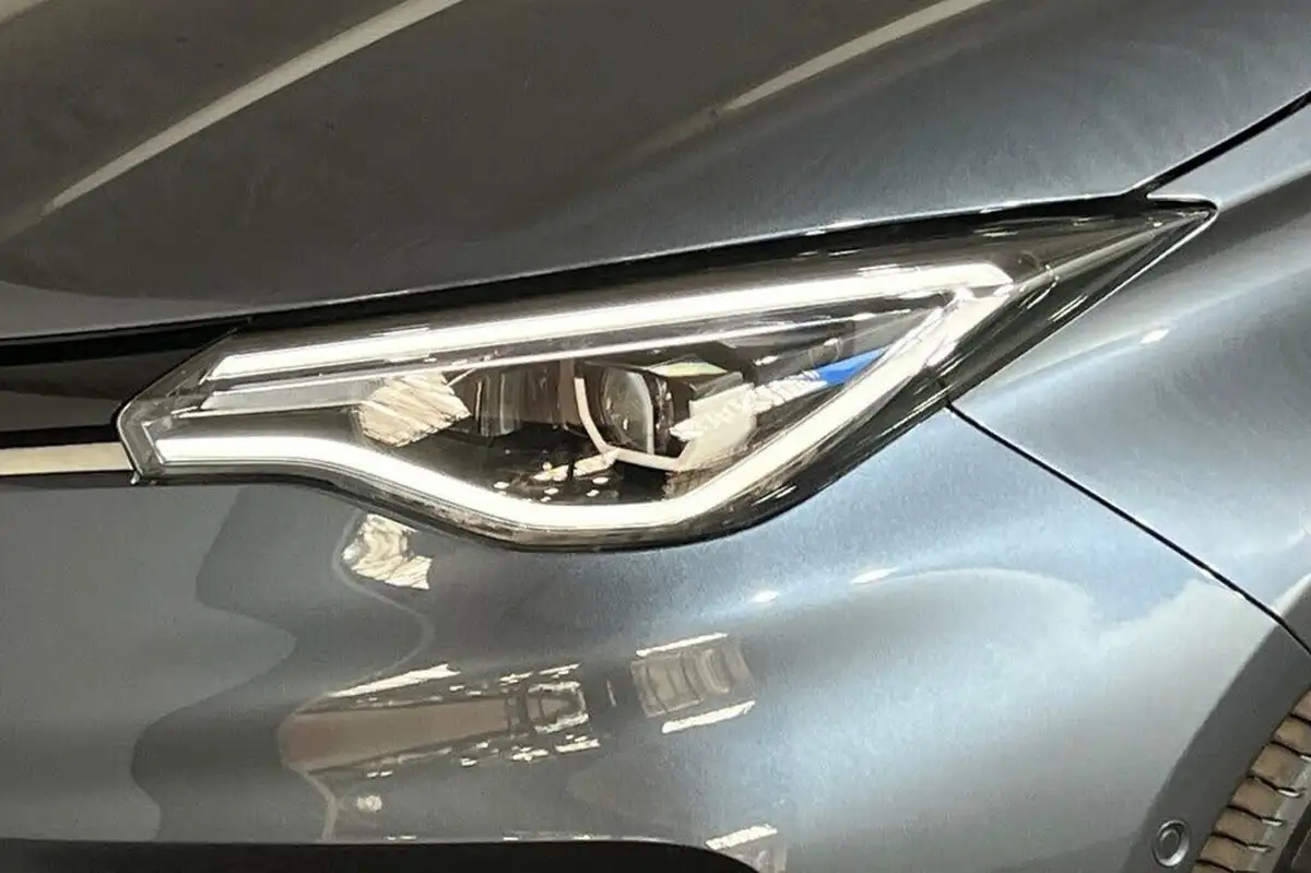 2022-renault-zoe-e-gt-line-big-14