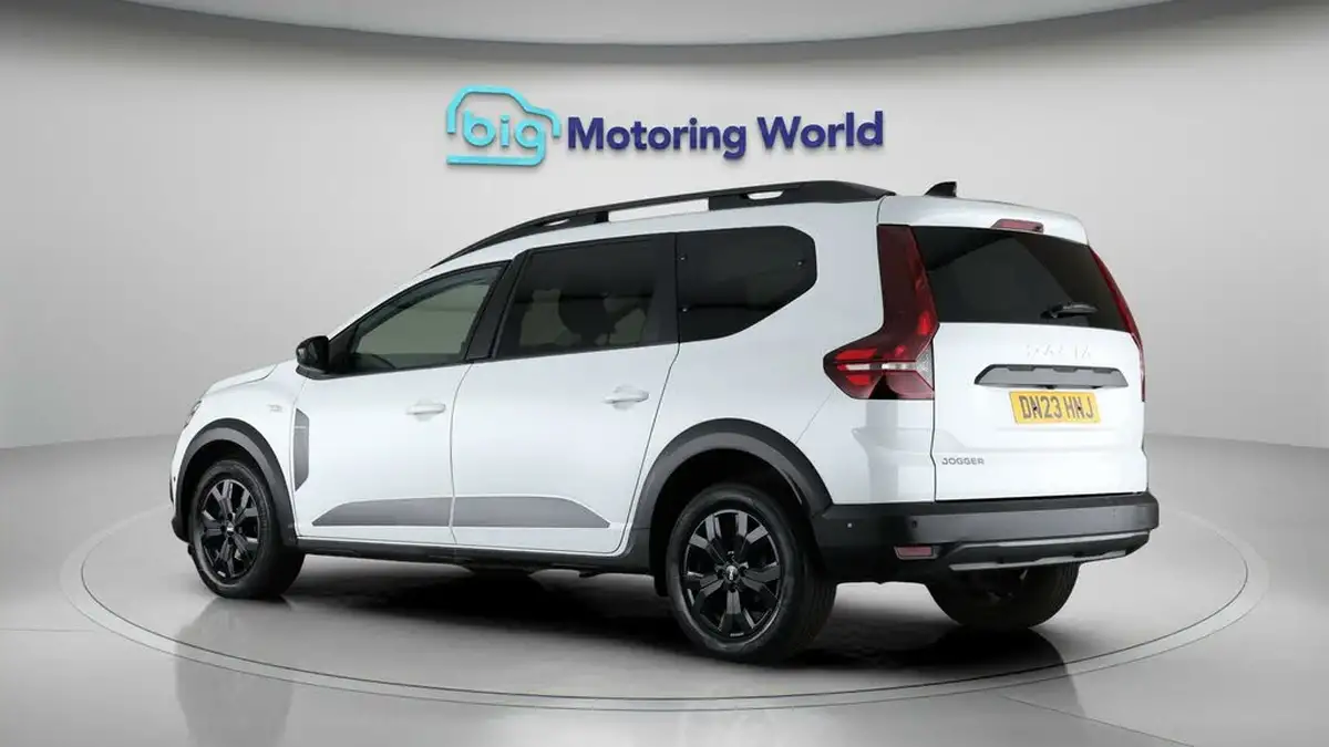 2023-dacia-jogger-10-tce-extreme-se-big-5