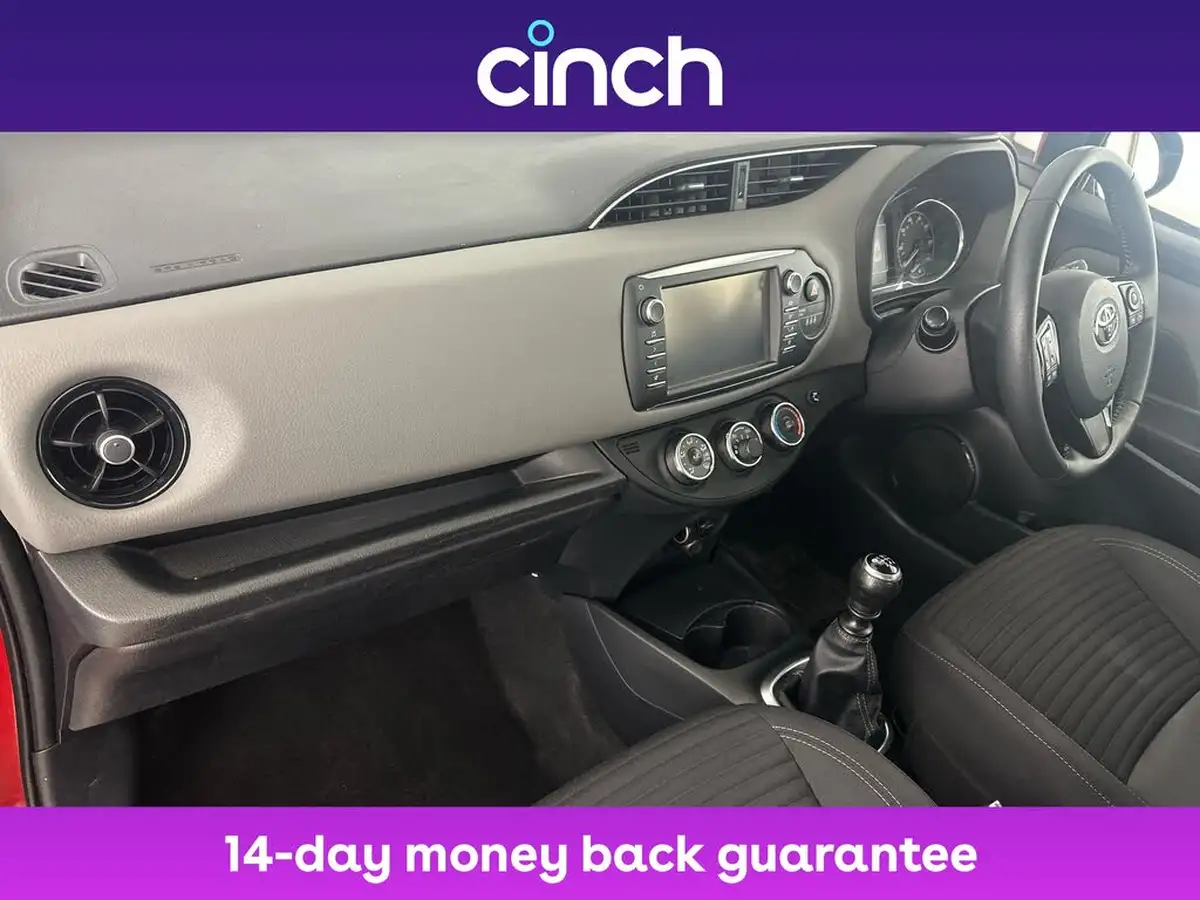 2018-toyota-yaris-15-vvt-i-icon-tech-111bhp-1496cc-big-9