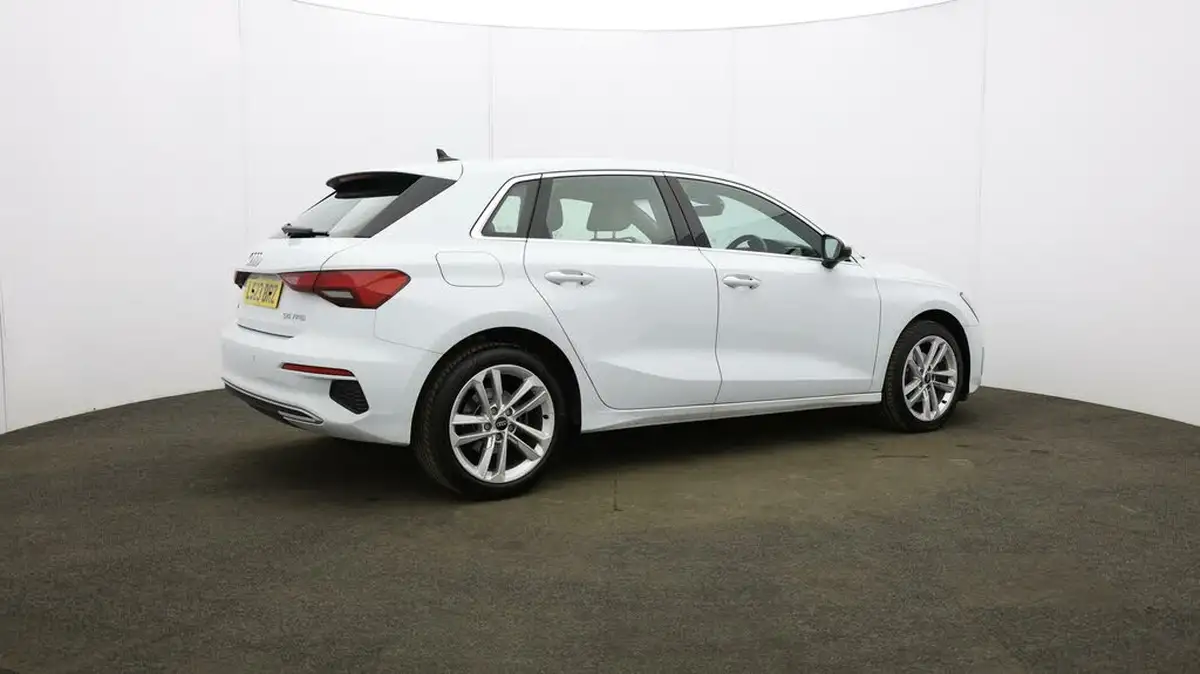 2023-audi-a3-15-35-tfsi-sportback-5d-s-tronic-big-49