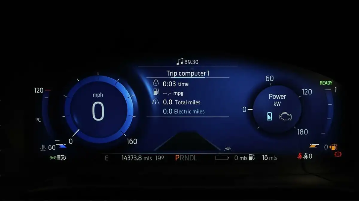 2021-ford-kuga-25t-st-line-x-edition-225ps-phev-big-9