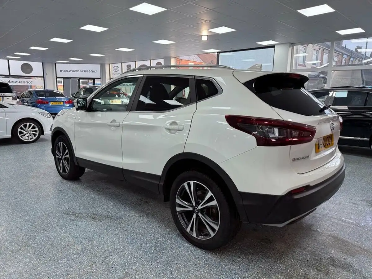2021-nissan-qashqai-13-dig-t-n-connecta-140ps-big-15