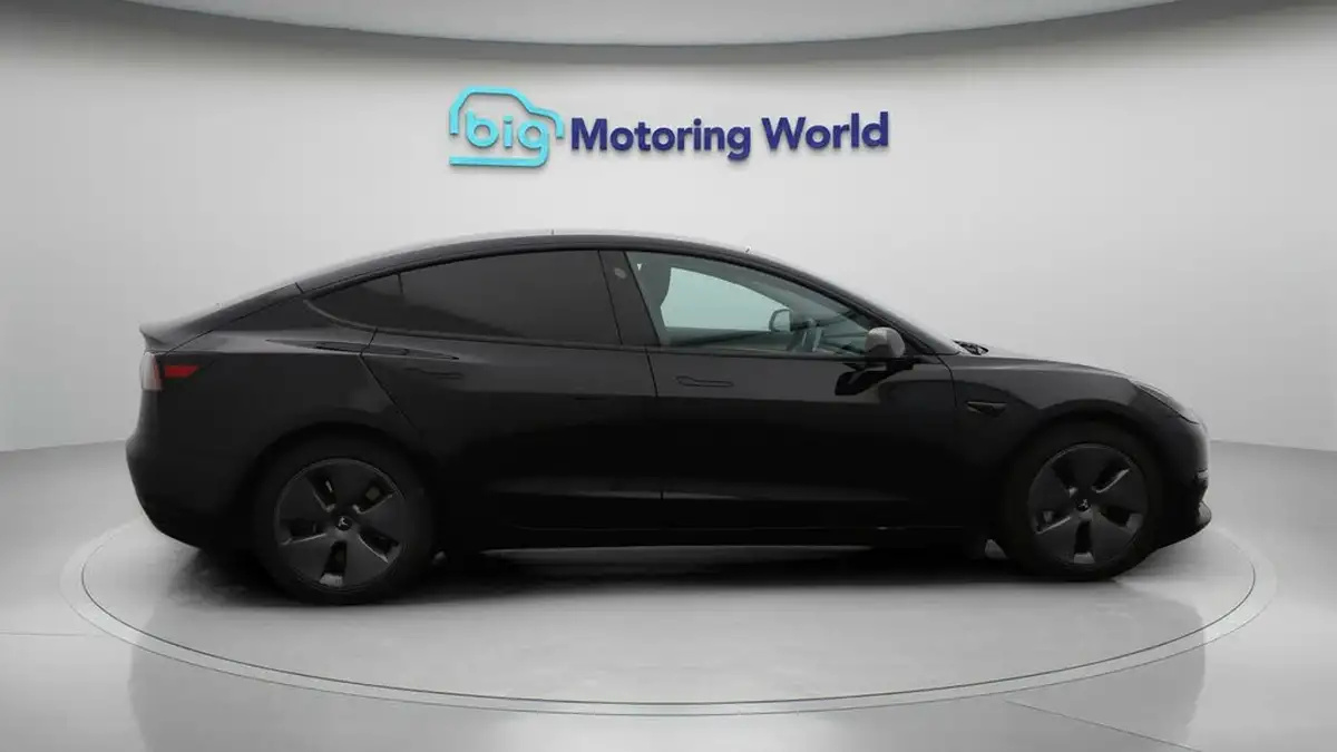 2021-tesla-model-3-e-long-range-4x4-big-8