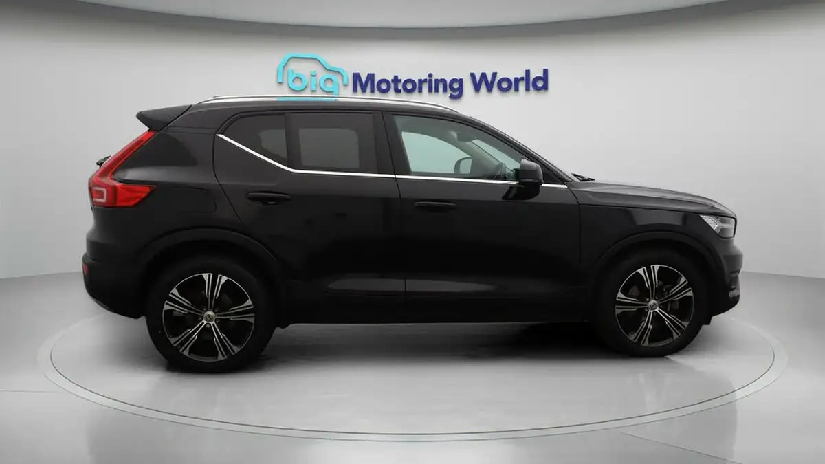 2021-volvo-xc40-20-b4-inscription-pro-197bhp-geartronic-big-8