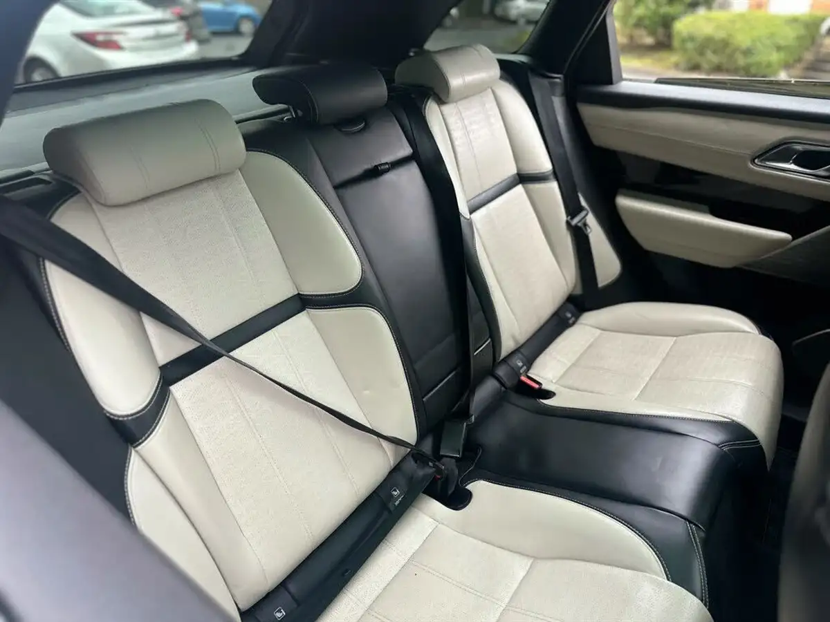 2017-land-rover-range-rover-velar-30-d300-r-dynamic-hse-big-26