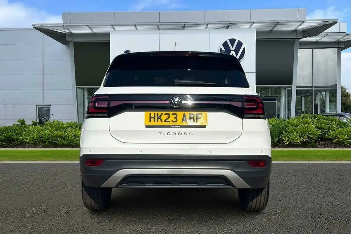 2023-volkswagen-t-cross-10-tsi-black-edition-95ps-big-8