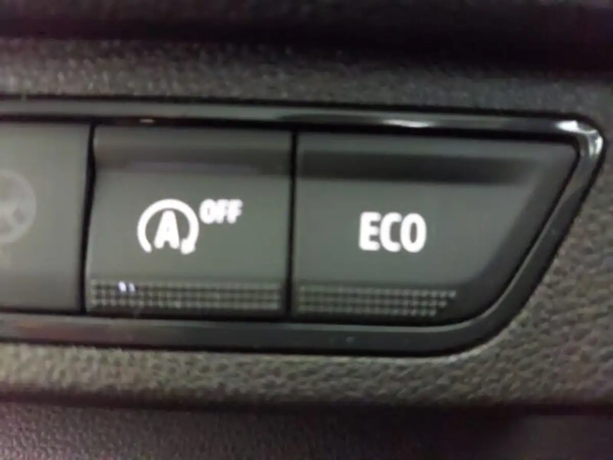 2023-dacia-sandero-10-tce-expression-90bhp-big-14