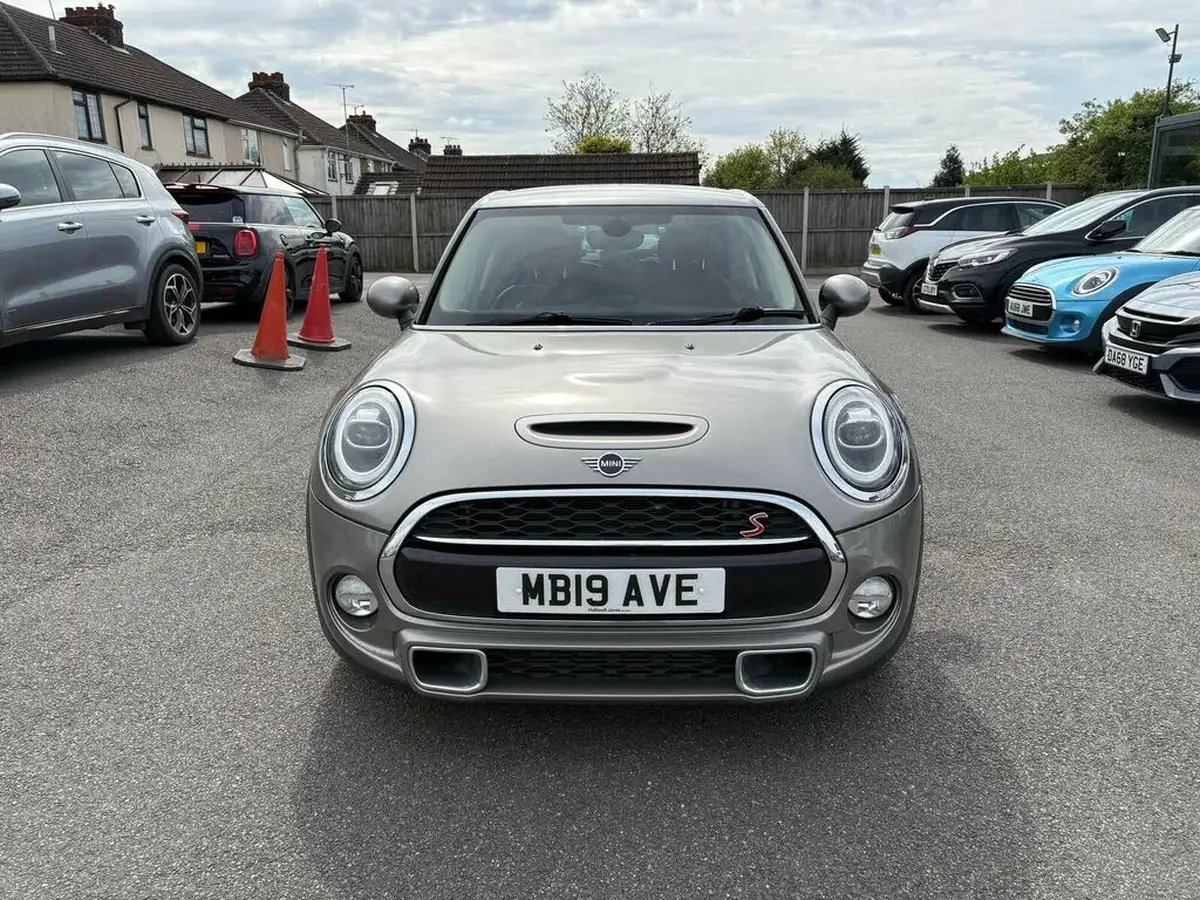 2019-mini-cooper-20-cooper-s-exclusive-189bhp-hatchback-5d-auto-big-5
