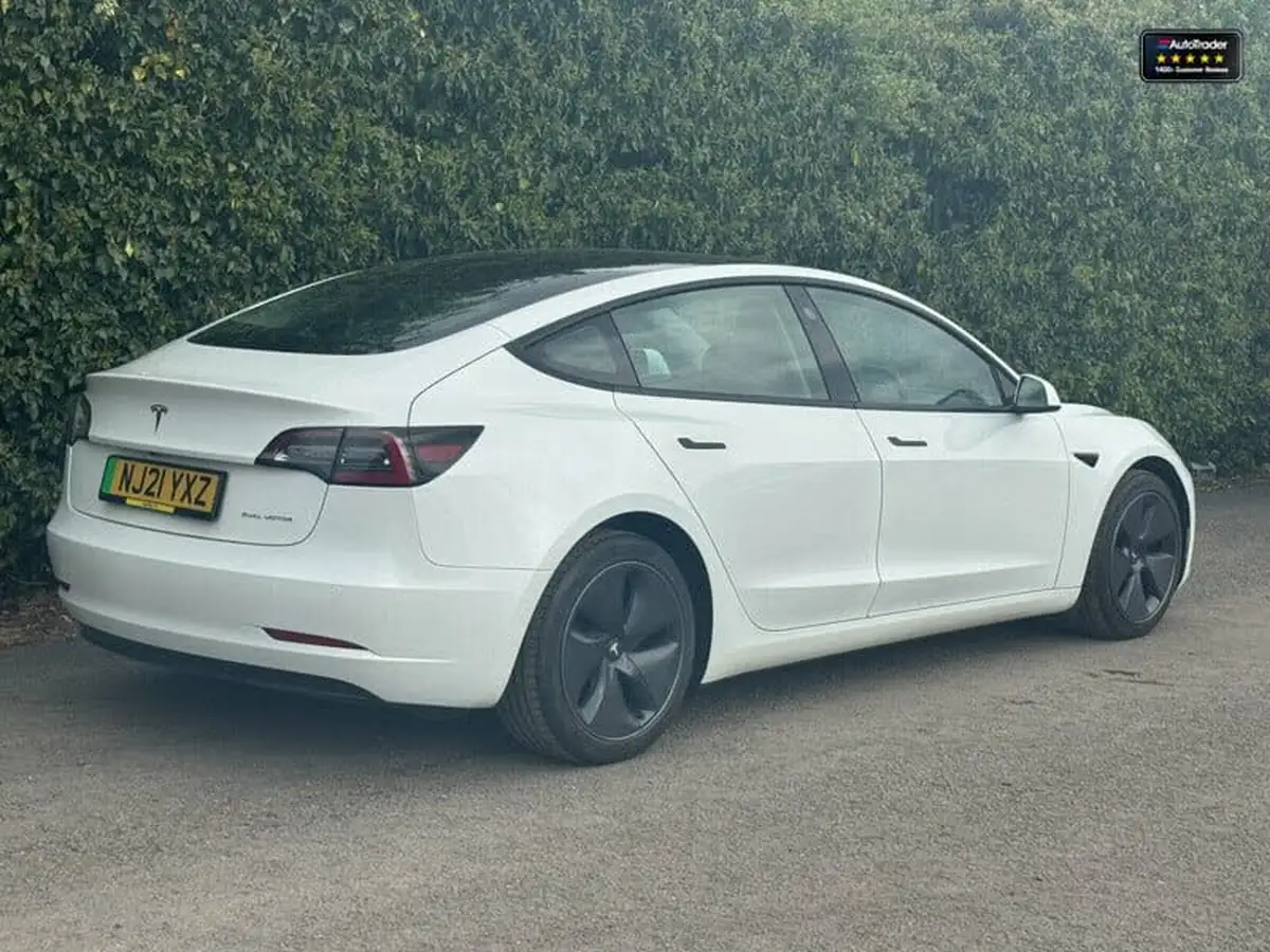 2021-tesla-model-3-e-long-range-4x4-big-27