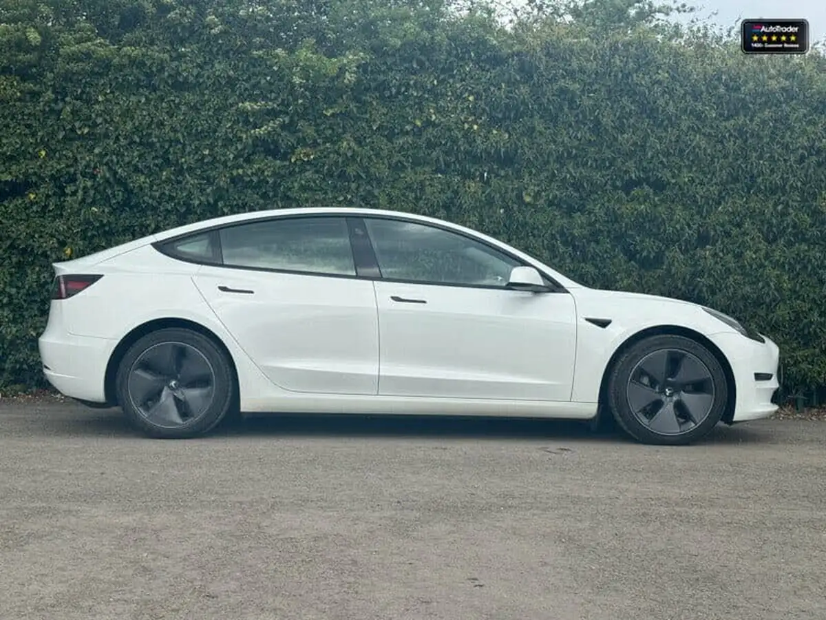 2021-tesla-model-3-e-long-range-4x4-big-3