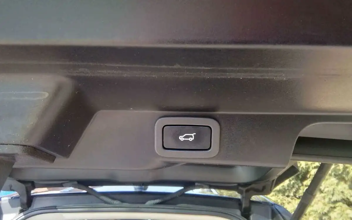2015-land-rover-range-rover-sport-30-sd-v6-hse-306bhp-4wd-big-22