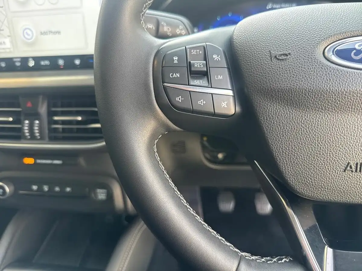 2022-ford-focus-10t-titanium-vignale-155ps-hybrid-mhev-hatchback-big-25