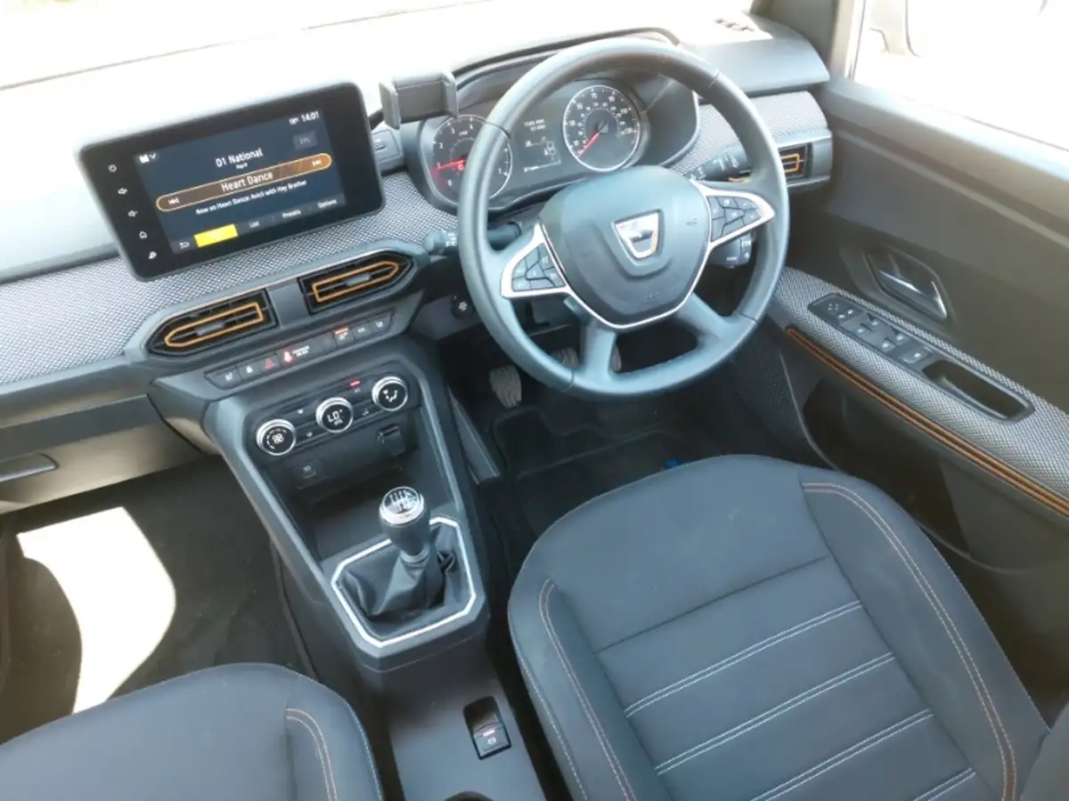 2022-dacia-sandero-stepway-10-tce-prestige-90bhp-big-9