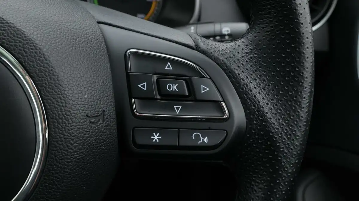 2021-mg-zs-suv-e-exclusive-ev-big-26